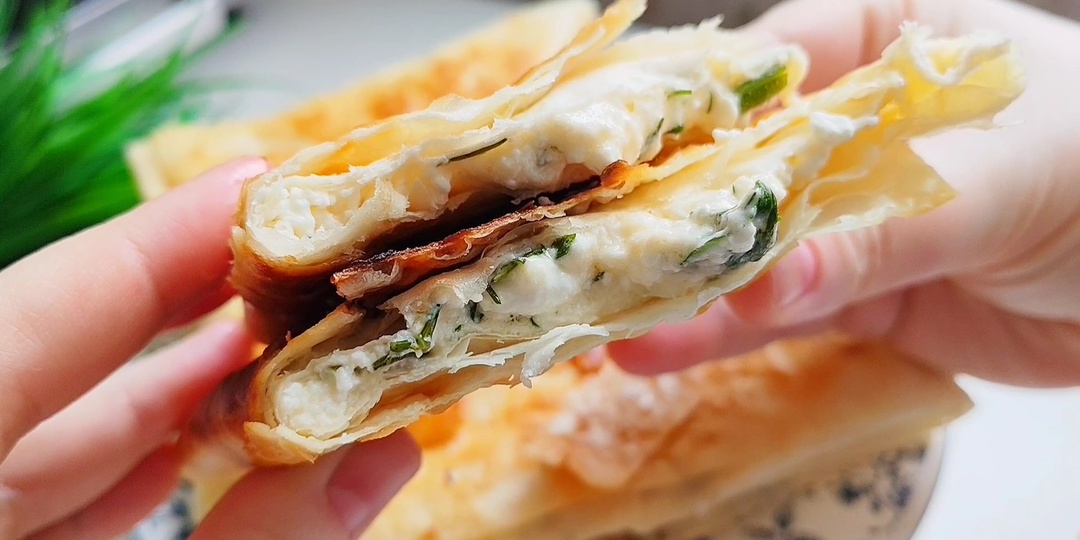 Треугольники из лаваша с творогом и зеленью к чаю🧀