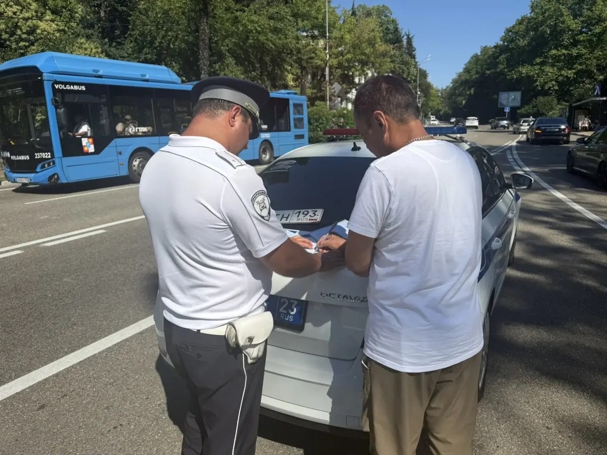 Для чего опытные водители не берут копию постановления инспектора ГИБДД, как это помогает избежать наказания