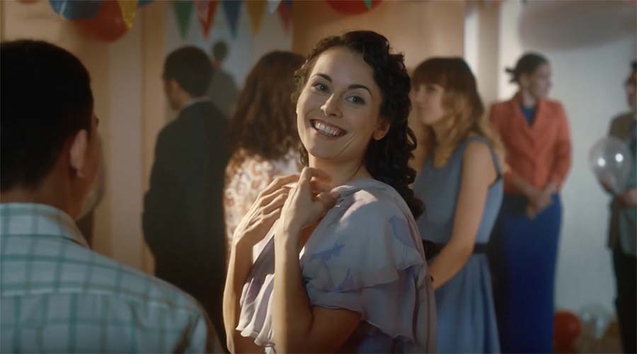 Почему не стоит смотреть сериал "Пармские фиалки" на Первом канале