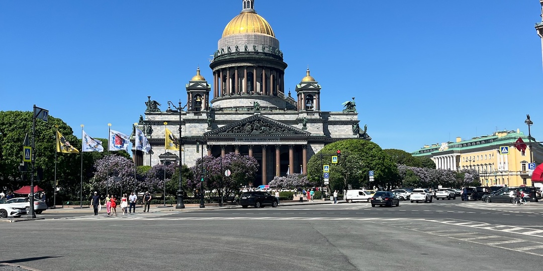 Исаакиевский собор — сердце имперского Петербурга.