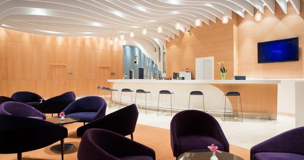 А в Riviera Sunrise Resort & SPA (Алушта) действует скидка -25% при раннем бронировании