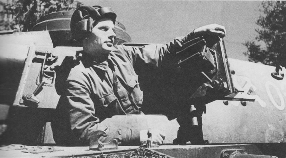 Николай Барышев в немецком танке