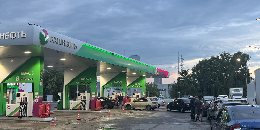 На заправках Башкирии пока не отменят лимит на продажу топлива