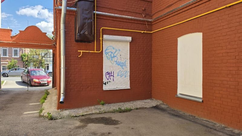 В Самарской области ГЖИ подала в суд на УК из-за граффити