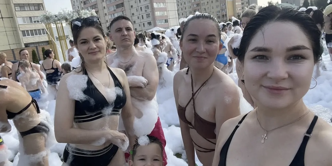 Сбежали из душной Уфы в термы ... посреди торгового центра. Термы в Громаде.