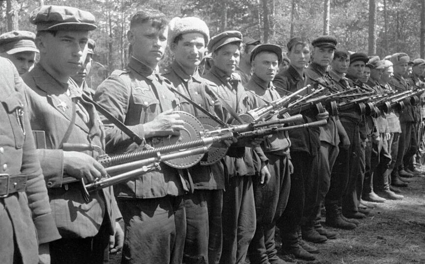 Правда ли что немцы убегали воевать в ряды советских партизан?