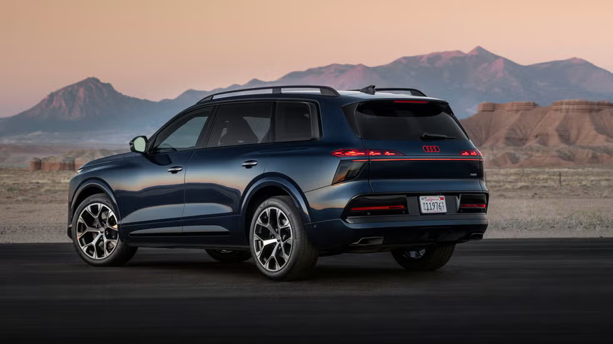 Автор: Audi Источник: www.caranddriver.com