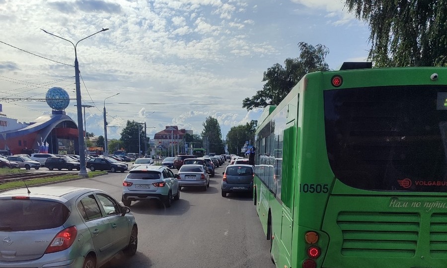 Жители Курска возмущаются новой настройкой светофоров
