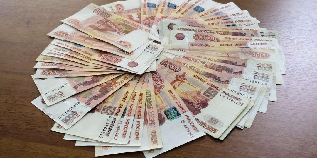 Украденные мошенниками почти 300 тысяч помогли вернуть жительнице Воронежа