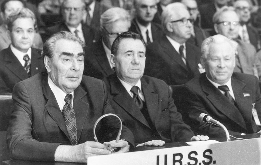 О Брежневе, который знал цену МИРу, или история одной фотографии