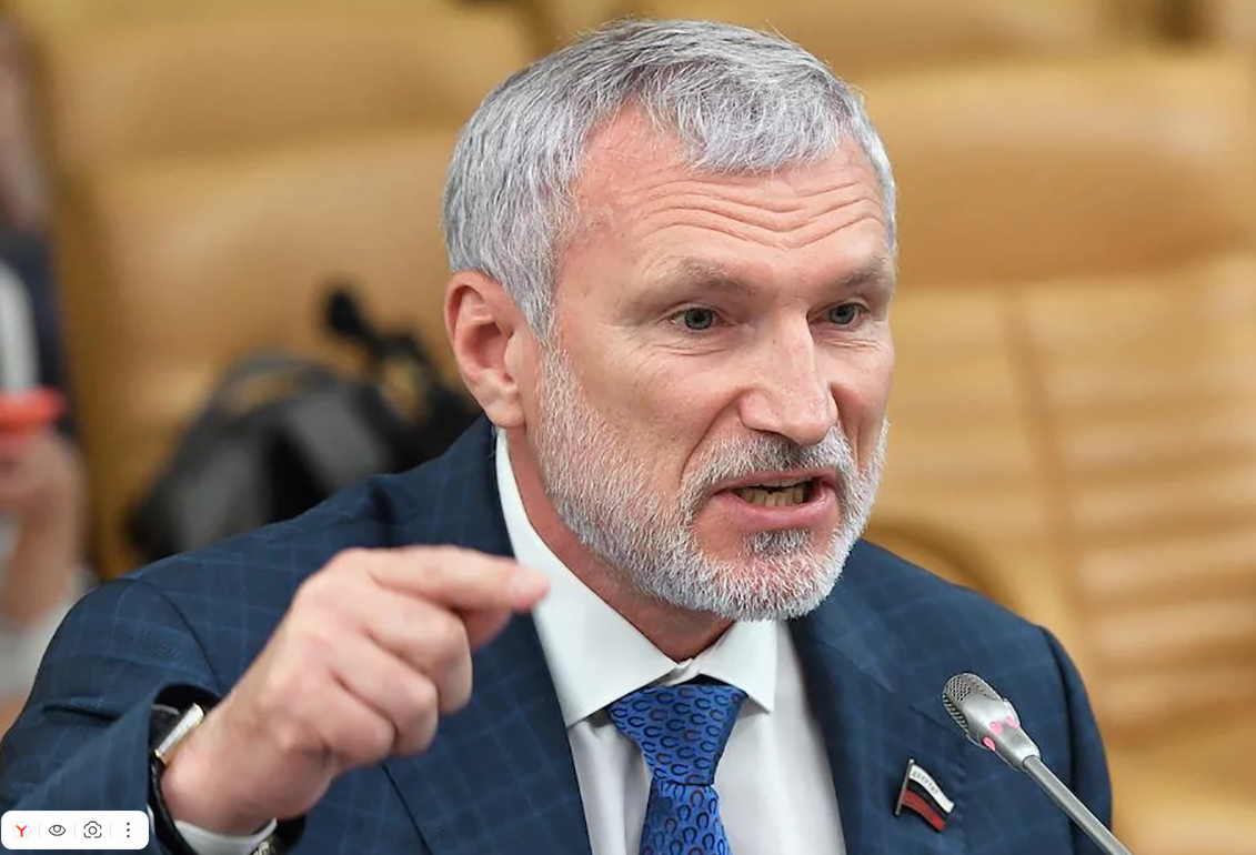 Депутат Журавлев