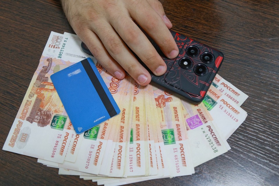    Возбуждено уголовное дело по части 3 статьи 159 УК РФ Олег УКЛАДОВ