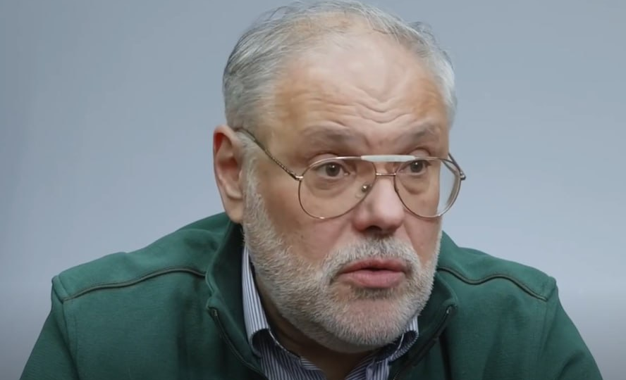 «Кругом ворьё, инженеров нет»: Хазин жёстко высказался о проблемах с ремонтом коммунальных сетей в России