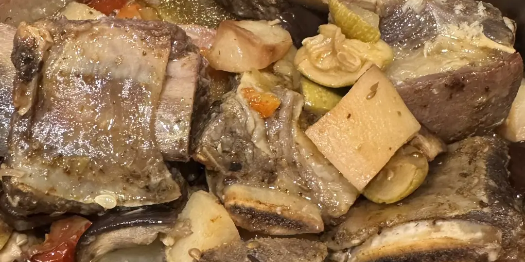 Говяжьи ребрышки в духовке в рукаве: секрет мягкого и сочного мяса с овощами