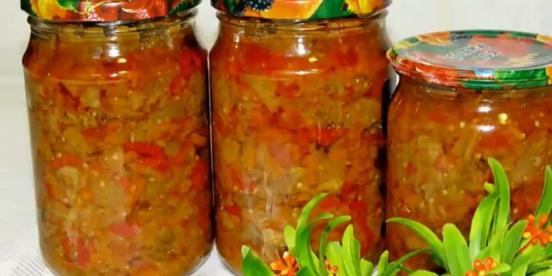 Никакая заготовка на зиму не сравнится с этой! Она настолько вкусна, я обожаю есть её с чёрным хлебом.Особенный, запоминающийся вкус у неё.