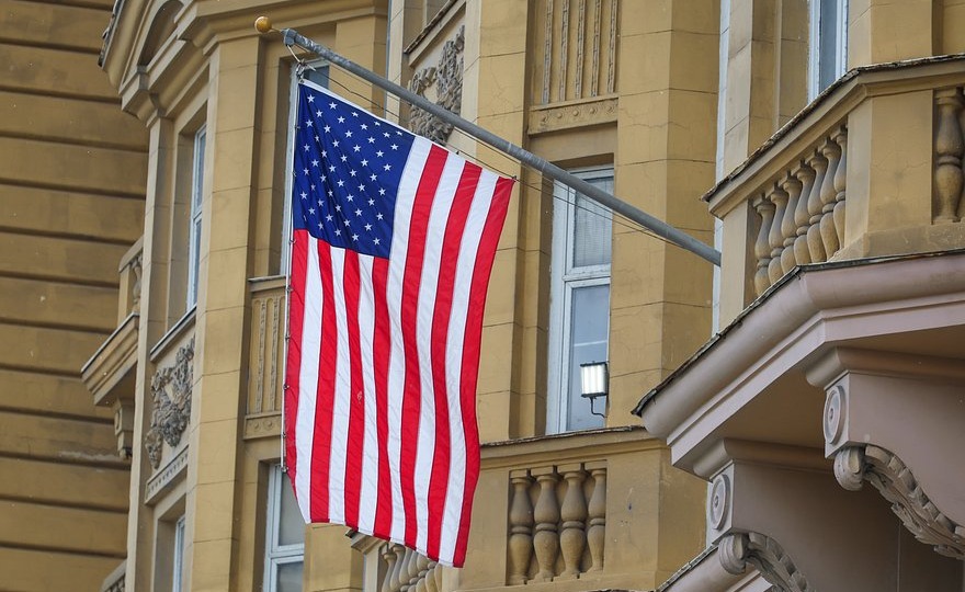 Мирошник: США стремятся к получению прибыли во внешней политике