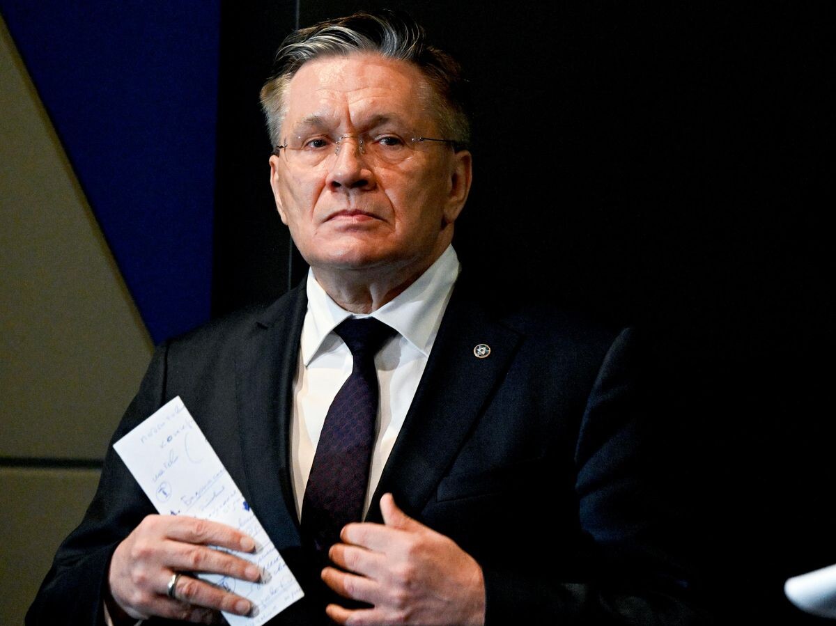    Генеральный директор госкорпорации "Росатом" Алексей Лихачев во время совместной с генеральным директором МАГАТЭ Рафаэлем Гросси пресс-конференции в Калининграде | © РИА Новости / Кристина Соловьёва