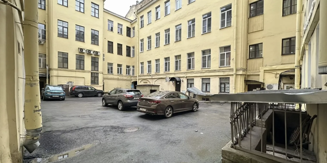 Двухкомнатная квартира в доходном доме на Владимирском проспекте