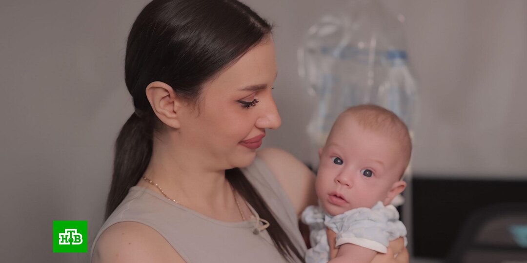 Полугодовалому Лёне с аномалией кишечника нужны деньги на особое питание