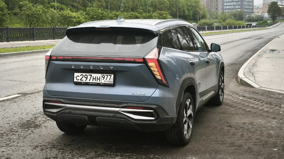 Geely Atlas.📷Фото: Александр Янковский