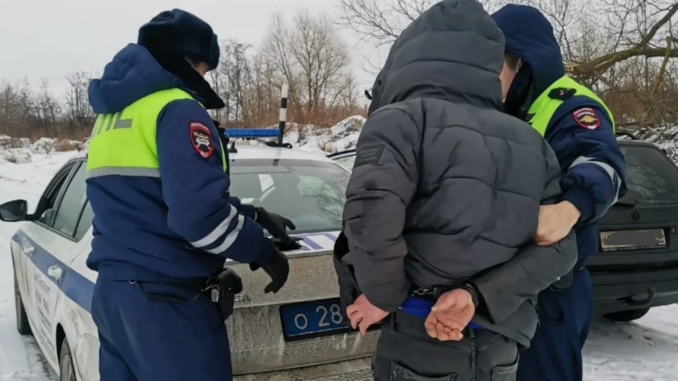 Почему опытные водители сами выходят из машины при проверке ГАИ