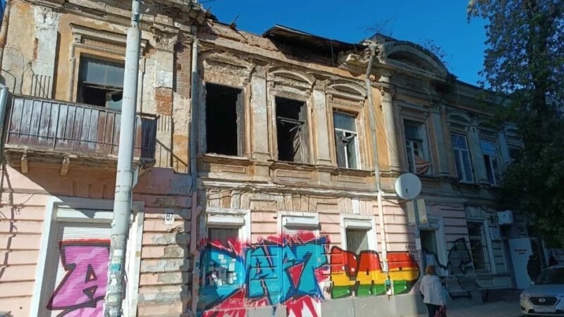 В Таганроге три аварийные многоэтажки расселят до конца года