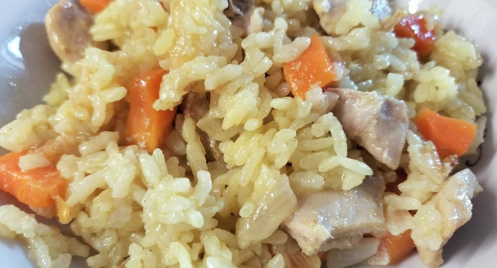 Рассыпчатый плов с курицей на сковороде: простой рецепт пошагово с фото - рисинка к рисинке