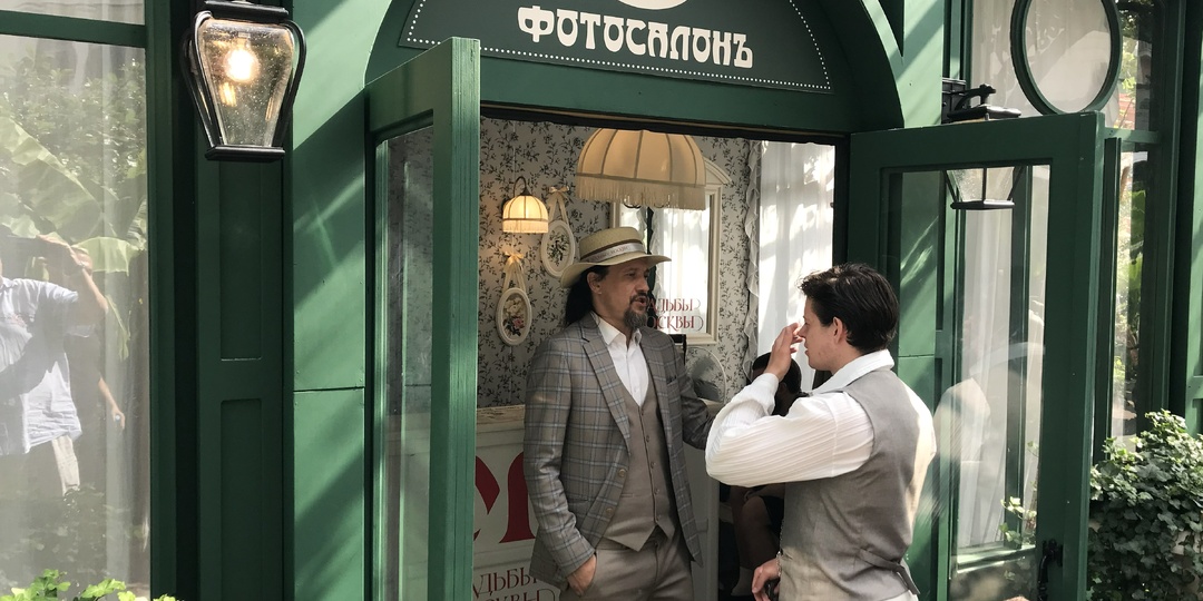 Камень зданий, цемент плитки и тропический сад. Московский климатический оптимум.