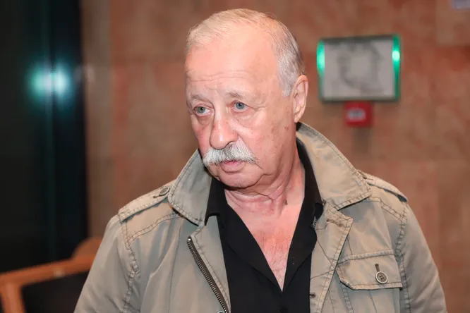 «Сын и дочь отказались от моей фамилии»: почему Якубович 50 лет молчал, а внучка зарабатывает 12 тысяч в «Макдоналдсе»