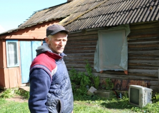 Николай вышел на работу на полчаса раньше — и заметил отблеск огня в окнах соседнего дома