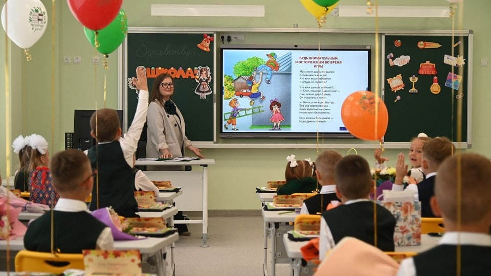 В России школы будут закрывать при заболеваемости гриппом свыше 20% учеников