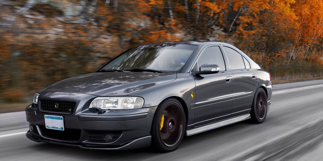 Volvo S60 R и V70 R: 300 сил и полный привод в шведском исполнении