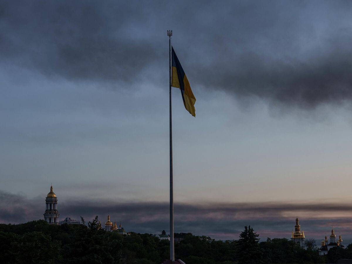    Дым в Киеве | © AP Photo / Evgeniy Maloletka