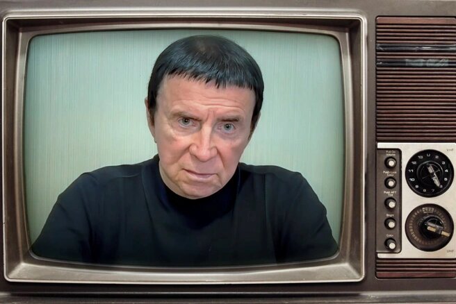 Себе не мог воду "зарядить"? Что не так с новостью про онкологию знаменитого "экстрасенса" Кашпировского