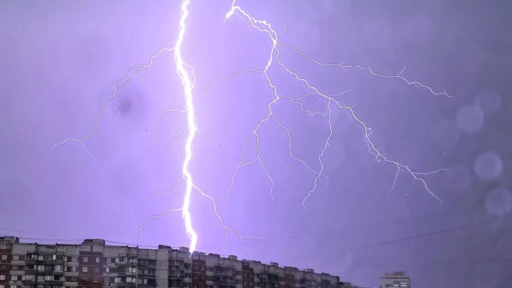 Гроза. Фото: РИА Новости/Владимир Сергеев