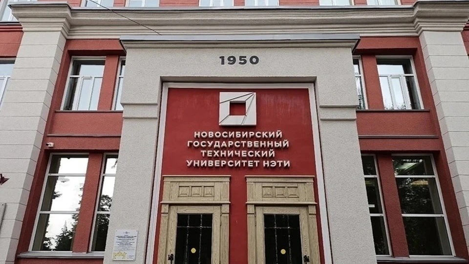 Студентка НГТУ создала кинетическую скульптуру «Сила ветра»