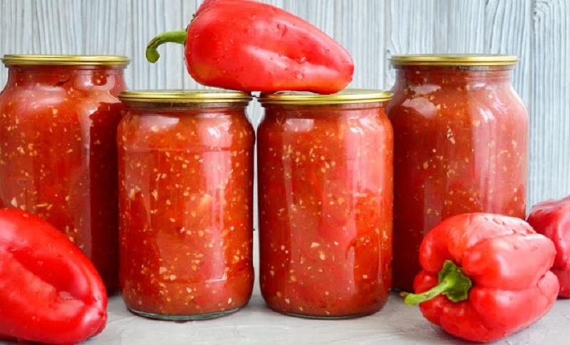 Лечо из перца с густым томатным соусом