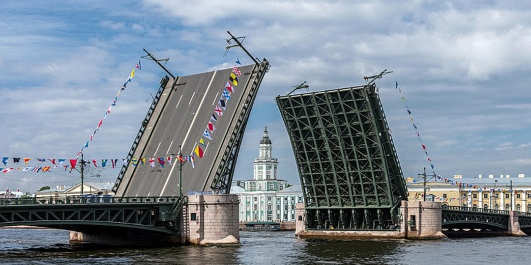 Перекрытия дорог в Петербурге вечером 7 августа: где пробки, мосты, ЗСД, КАД