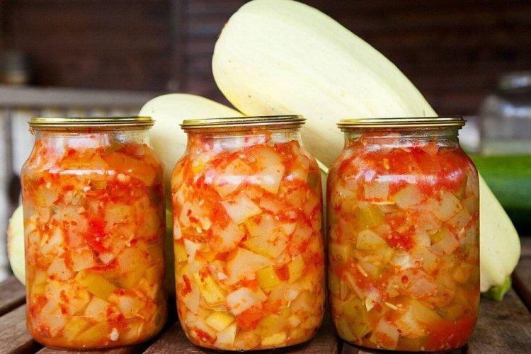 Салат «Анкл Бенс» из кабачков на зиму — простой рецепт, который съедается первым