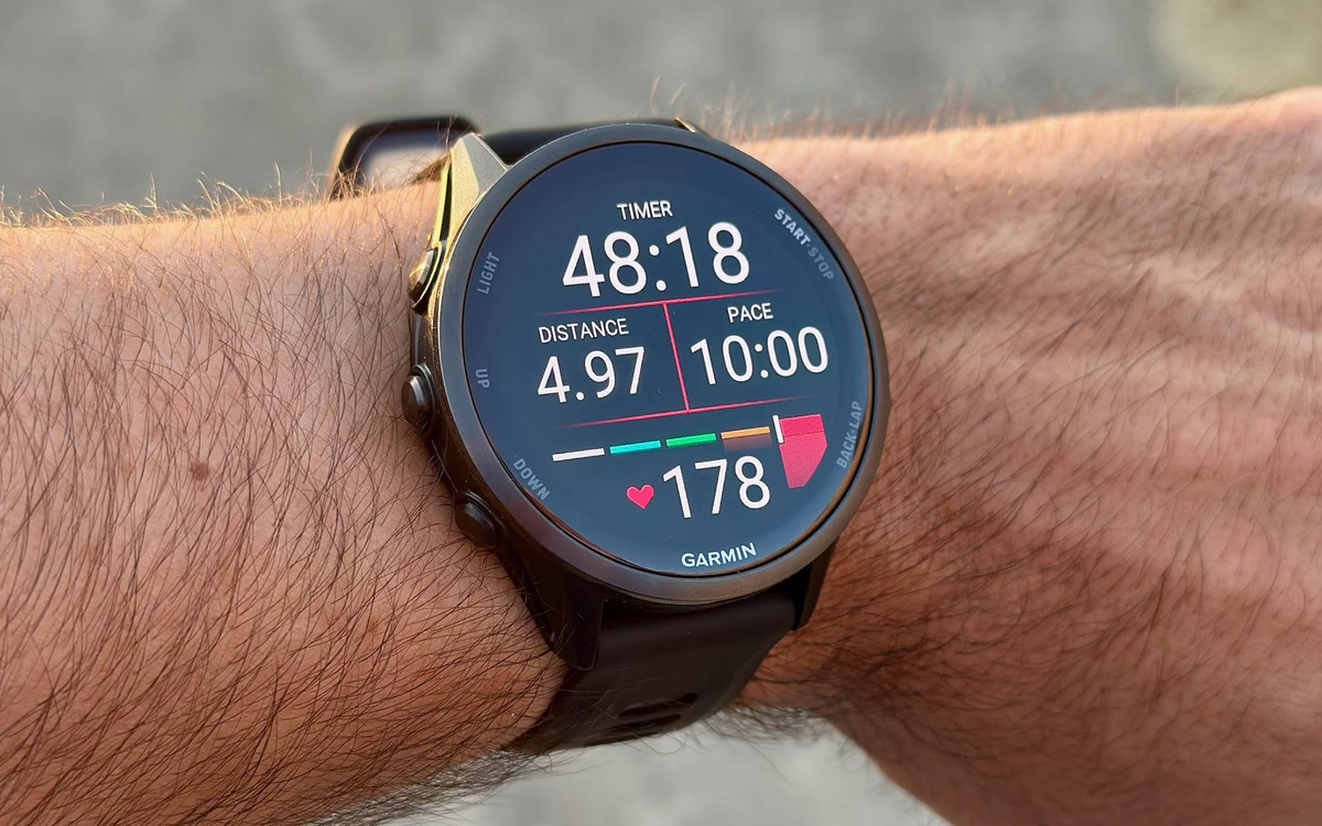 Многофункциональные часы Garmin Forerunner 970