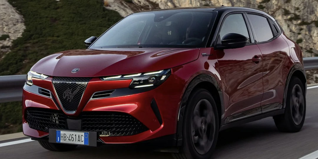Stellantis, где мотор убивает сам себя, тормоза каменеют на ходу, а Alfa Romeo превратили в перелицованный Peugeot