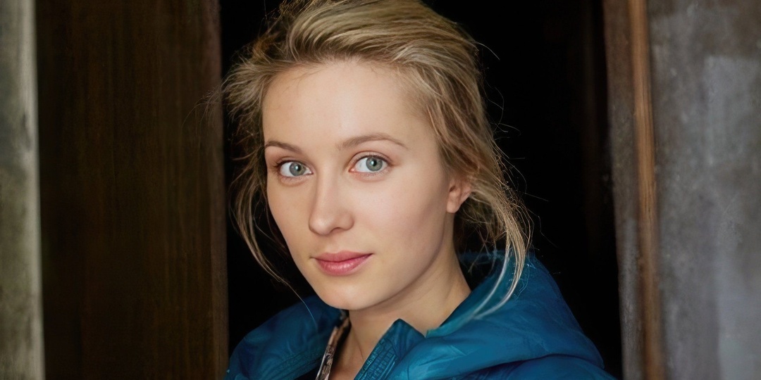 Актриса Кристина Казинская заявила, что слухи о её романах на съёмочной площадке не соответствуют действительности