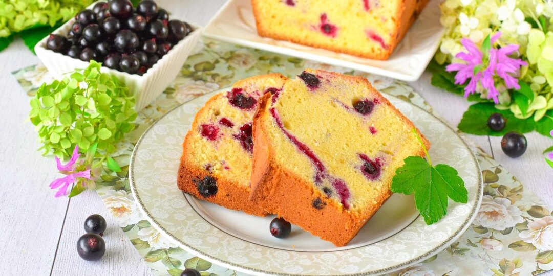 Кекс со смородиной: три рецепта на любой вкус
