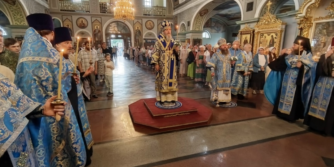 09.08.2026 г. Всенощное бдение в канун празднования Шуйской-Смоленской иконы Божией Матери в г. Шуя