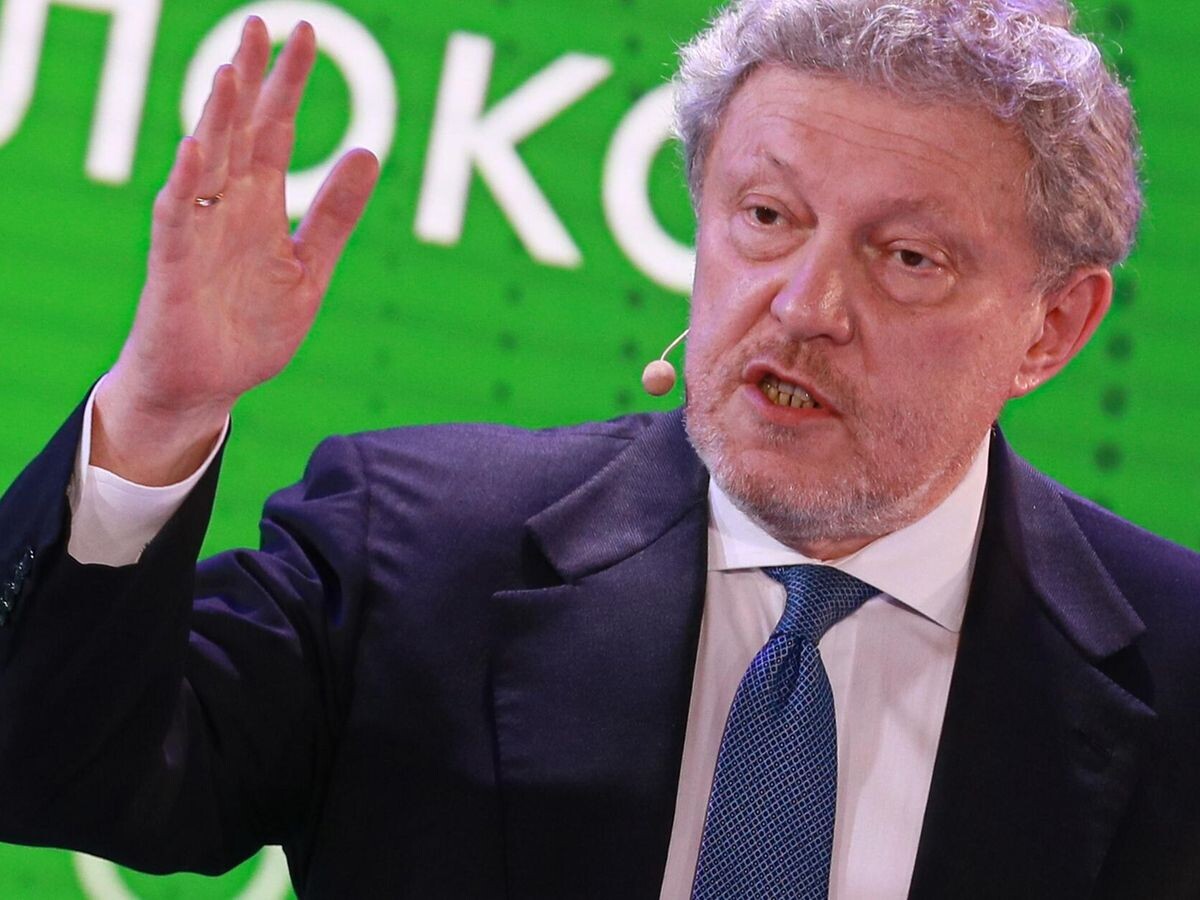    Председатель Федерального политического комитета партии "Яблоко" Григорий Явлинский | © РИА Новости / Антон Денисов