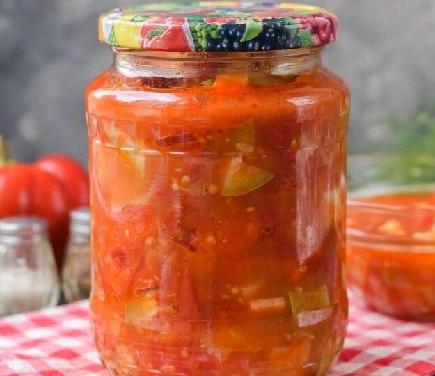 Кабачки в томатной заливке на зиму — простой рецепт вкусной заготовки
