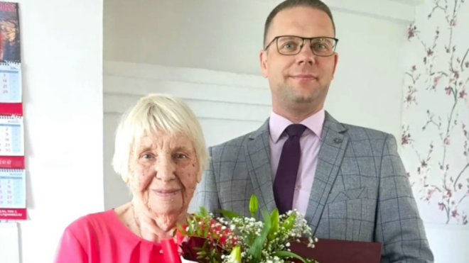 В Лодейнопольском районе 90-летний юбилей отметила Антонина Богданова