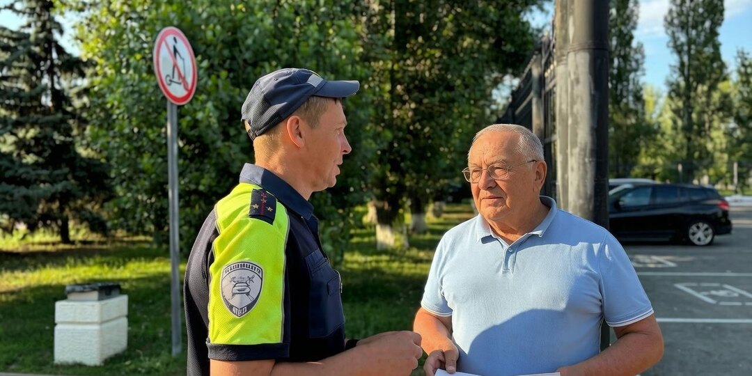 До какого возраста можно водить автомобиль в 2026 году и почему врачи «заваливают» водителей 60+