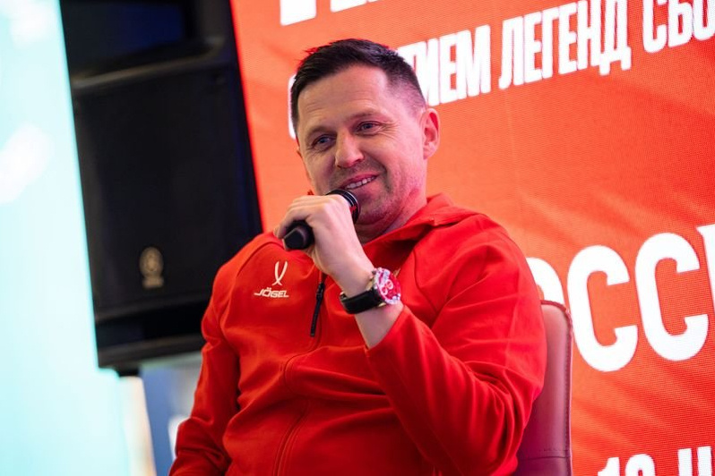 Семшов — о работе Шварца в "Динамо": "Похоже на период Карпина"