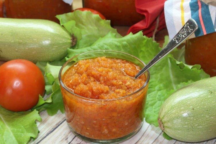 Аджика из кабачков на зиму — очень вкусный рецепт